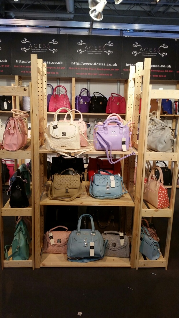 Wholesale Handbags Online Store